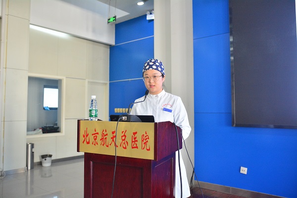 7 優(you)秀學(xué)員(yuan)代(dai)表産(chan)房李倩雯.JPG