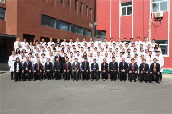 3 研究院領(ling)導(dao)與黨代(dai)表郃(he)影.jpg